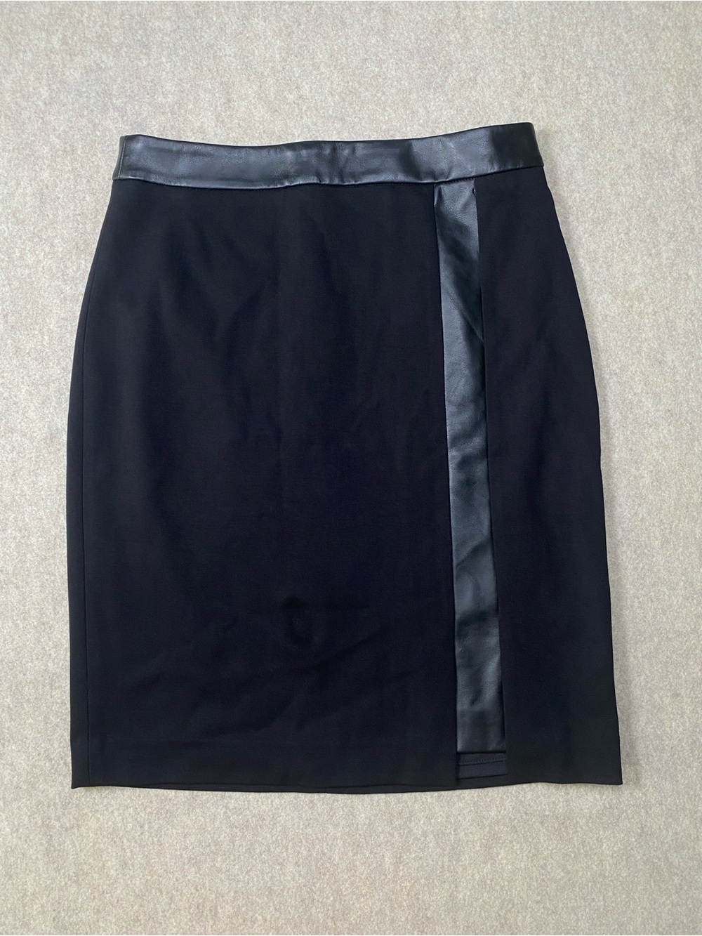White House Black Market Ponte Pencil Skirt Size 4 Black Faux Leather Trim NWT